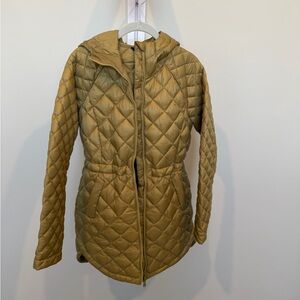 Athleta Quilted Puffer Jacket in Tan
